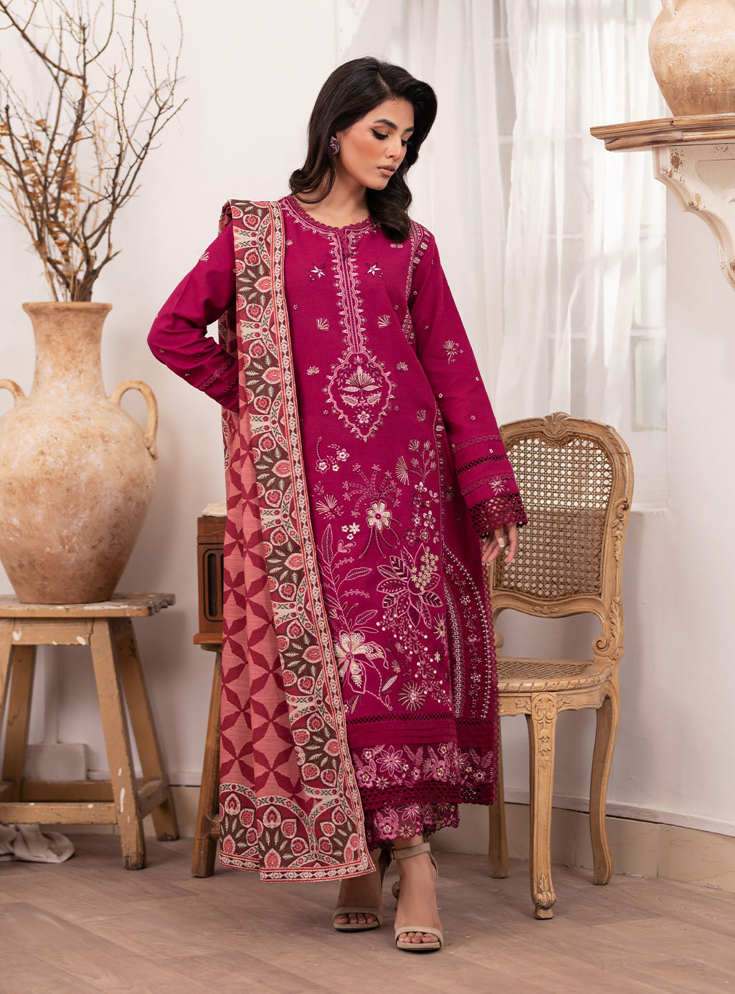 Roheenaz | Meraki Winter Collection | Yana