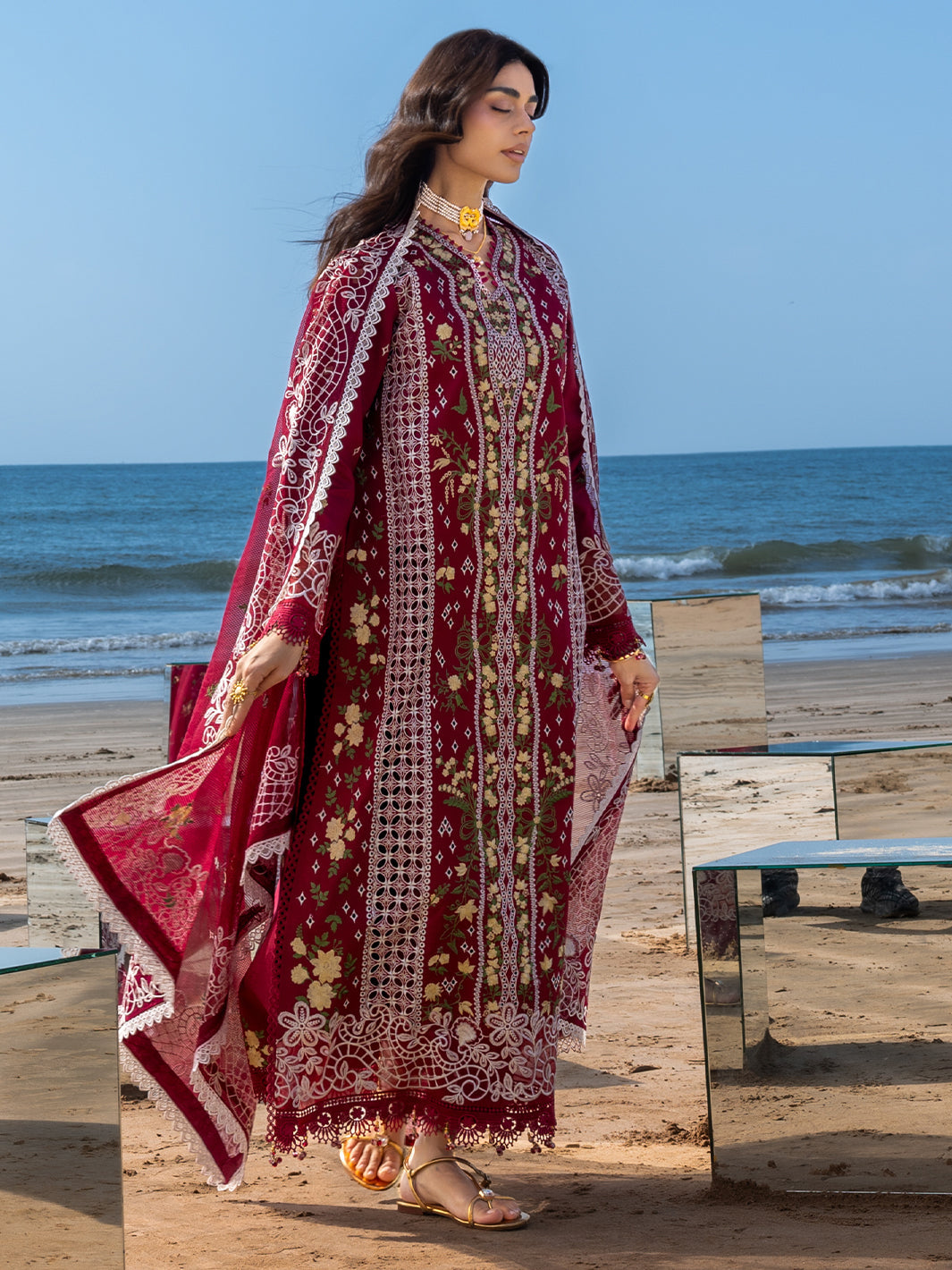 Mahnur | Sirene Luxury Lawn 26 | S-011