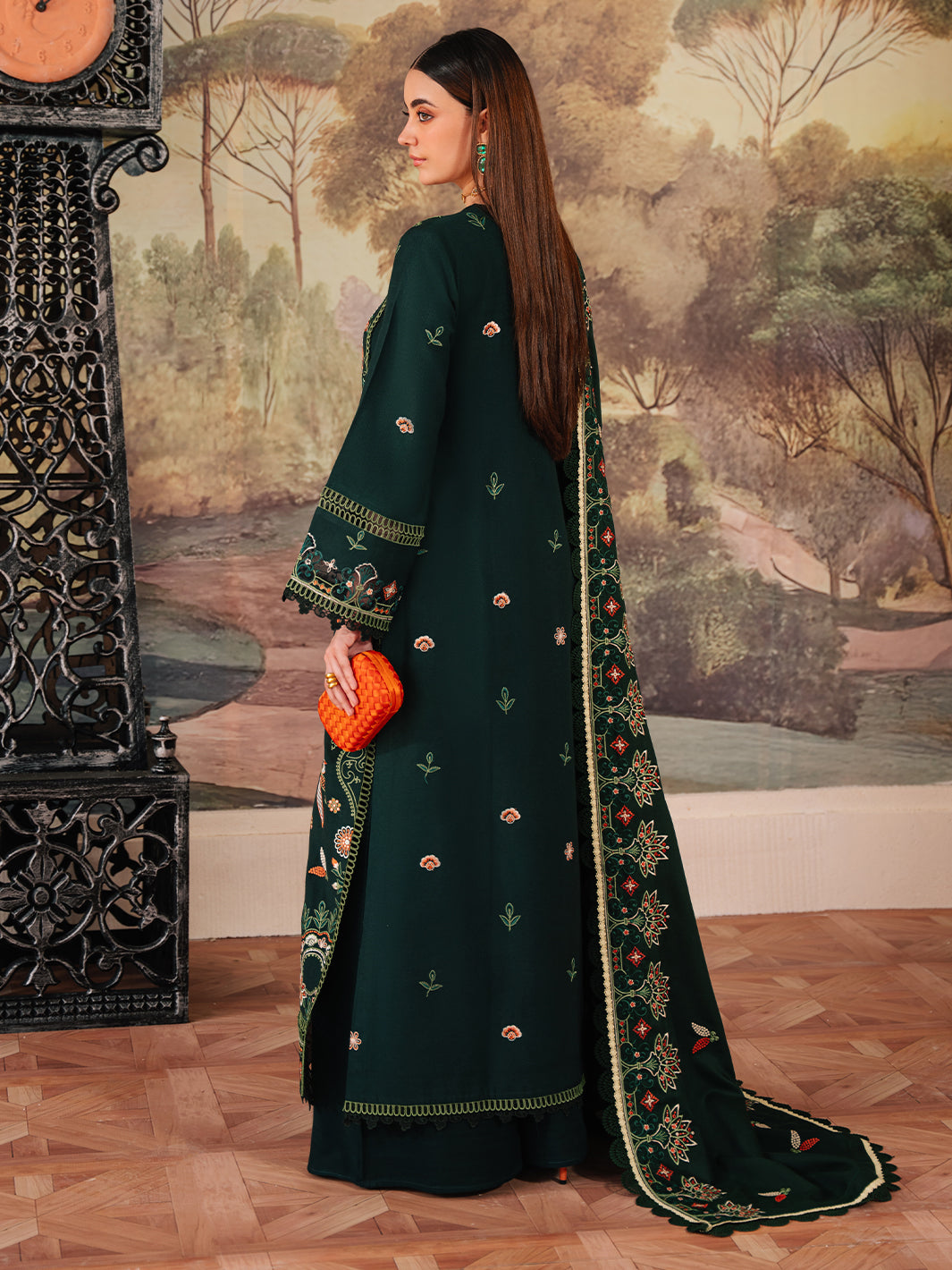 Mahnur | Secret Garden Karandi 25 | SG-007