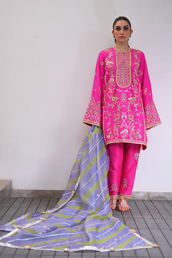 Sania Maskatiya | Inaya Formals | Serina