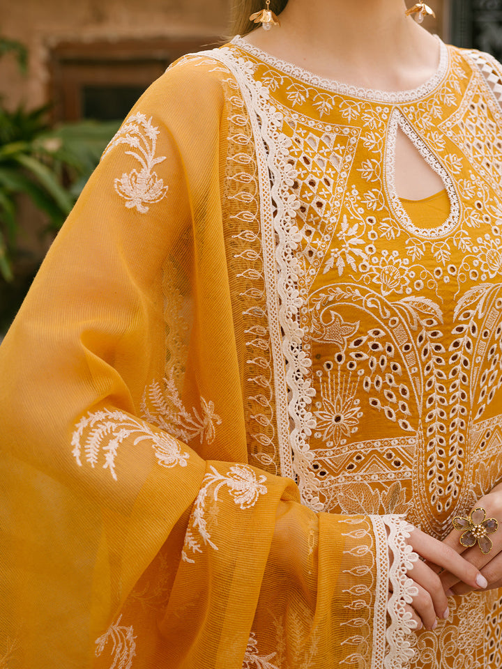 Mahnur | Mahrukh Eid Edit 24 | SUNFLOWER - Hoorain Designer Wear - Pakistani Ladies Branded Stitched Clothes in United Kingdom, United states, CA and Australia