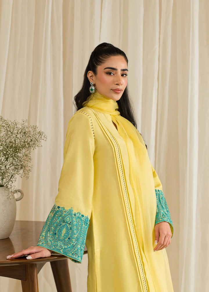Sadaf Fawad Khan | Eid Pret 24 | Naz - Hoorain Designer Wear - Pakistani Ladies Branded Stitched Clothes in United Kingdom, United states, CA and Australia