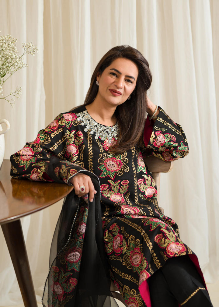 Sadaf Fawad Khan | Eid Pret 24 | Zaria - Hoorain Designer Wear - Pakistani Ladies Branded Stitched Clothes in United Kingdom, United states, CA and Australia