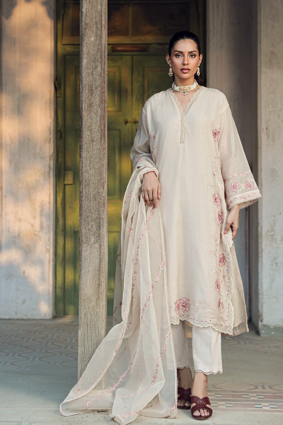 Sahar | Luxe Ready to Wear |  Beige Bloom