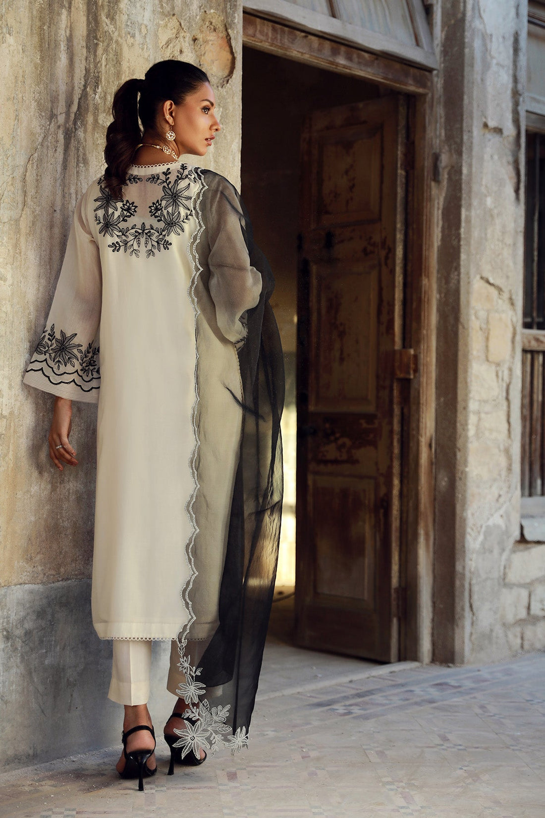 Sahar | Luxe Ready to Wear |  White Dune