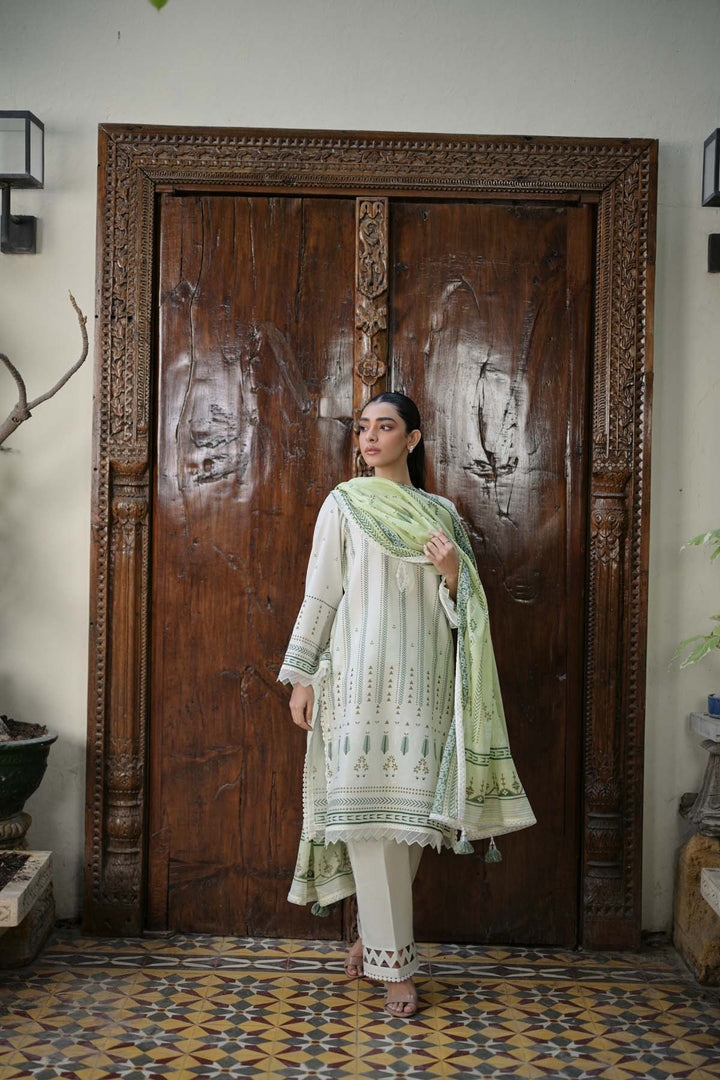 Sahar | Print Edit SS24 | P-16 - Hoorain Designer Wear - Pakistani Ladies Branded Stitched Clothes in United Kingdom, United states, CA and Australia