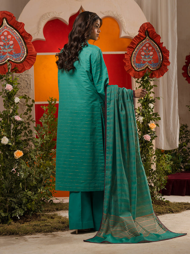 Salitex | Eid Edition | D05 - Hoorain Designer Wear - Pakistani Ladies Branded Stitched Clothes in United Kingdom, United states, CA and Australia