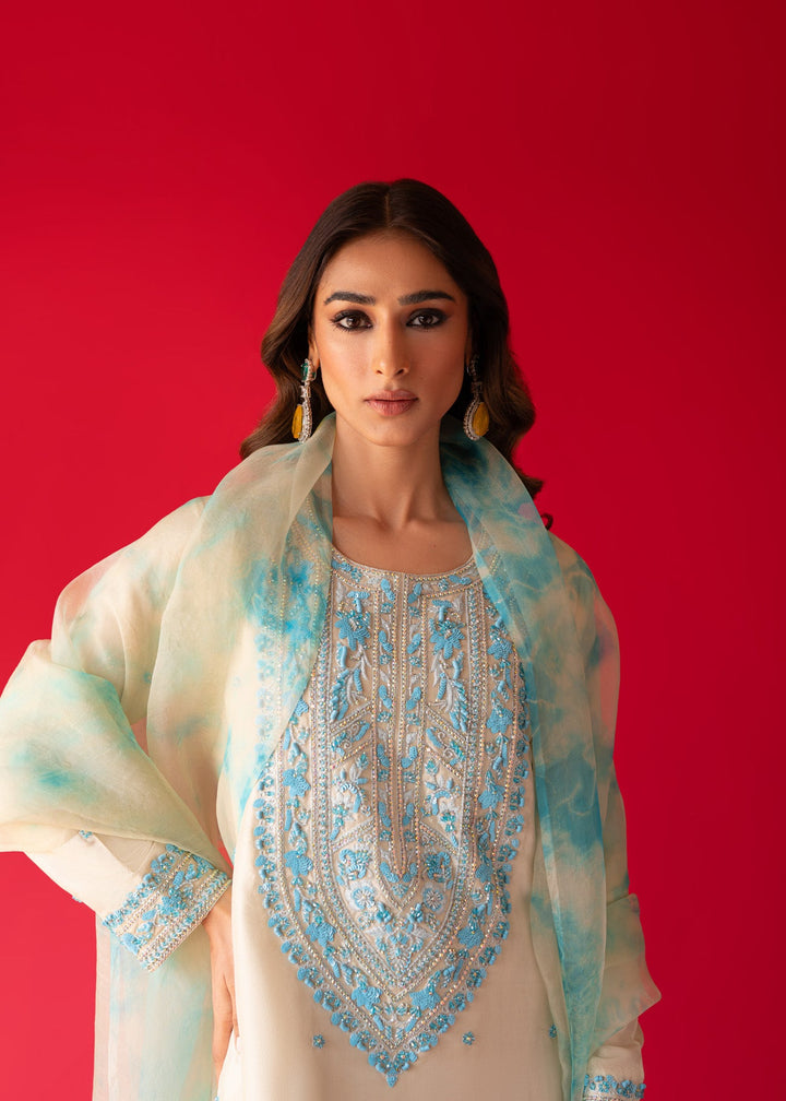Sammy K | Taara Collection | MEHTAB - Hoorain Designer Wear - Pakistani Ladies Branded Stitched Clothes in United Kingdom, United states, CA and Australia