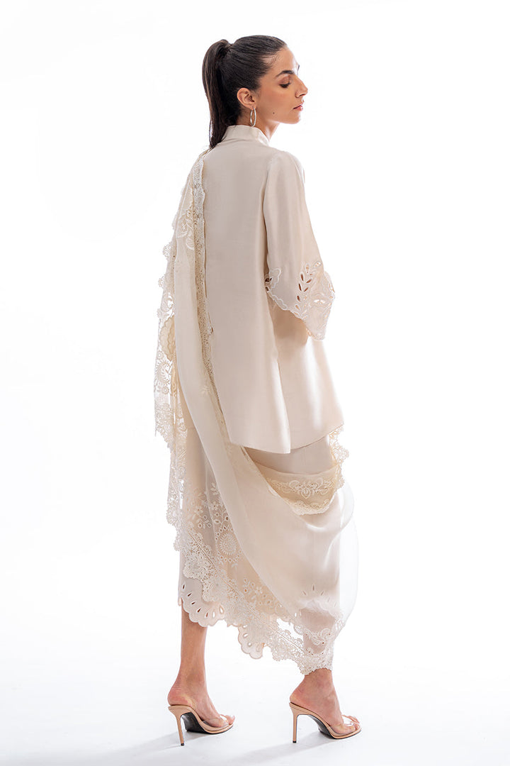 Sania Maskatiya | Eid Collection | Akira - Hoorain Designer Wear - Pakistani Ladies Branded Stitched Clothes in United Kingdom, United states, CA and Australia