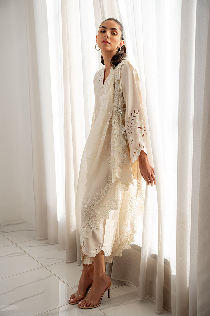 Sania Maskatiya | Eid Collection | Akira - Hoorain Designer Wear - Pakistani Ladies Branded Stitched Clothes in United Kingdom, United states, CA and Australia