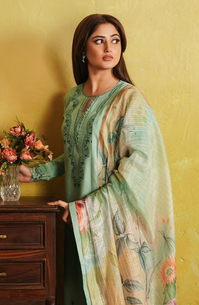 Seran | Afsanah Lawn 24 | Mushk - Hoorain Designer Wear - Pakistani Ladies Branded Stitched Clothes in United Kingdom, United states, CA and Australia