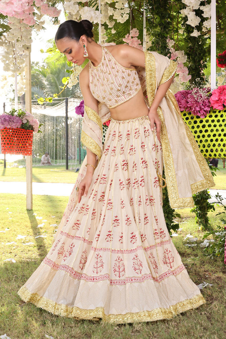 The Pink Tree Company | Wedding Wear | DOVE - Hoorain Designer Wear - Pakistani Designer Clothes for women, in United Kingdom, United states, CA and Australia