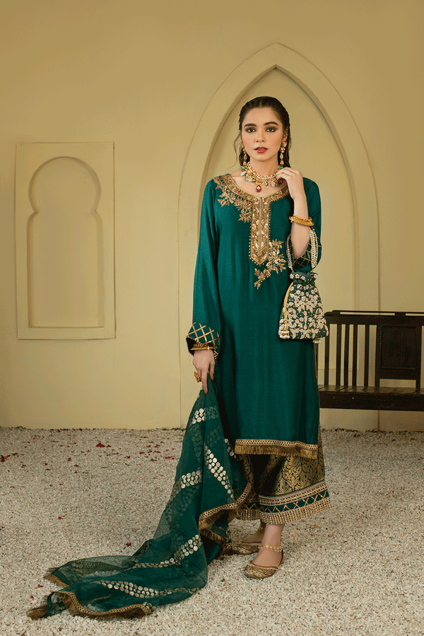 Leon | Leon Luxe Collection | MEHRUNISA - Hoorain Designer Wear - Pakistani Ladies Branded Stitched Clothes in United Kingdom, United states, CA and Australia