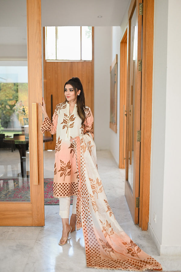Leon | Leon Luxe Collection | ROMA - Hoorain Designer Wear - Pakistani Ladies Branded Stitched Clothes in United Kingdom, United states, CA and Australia