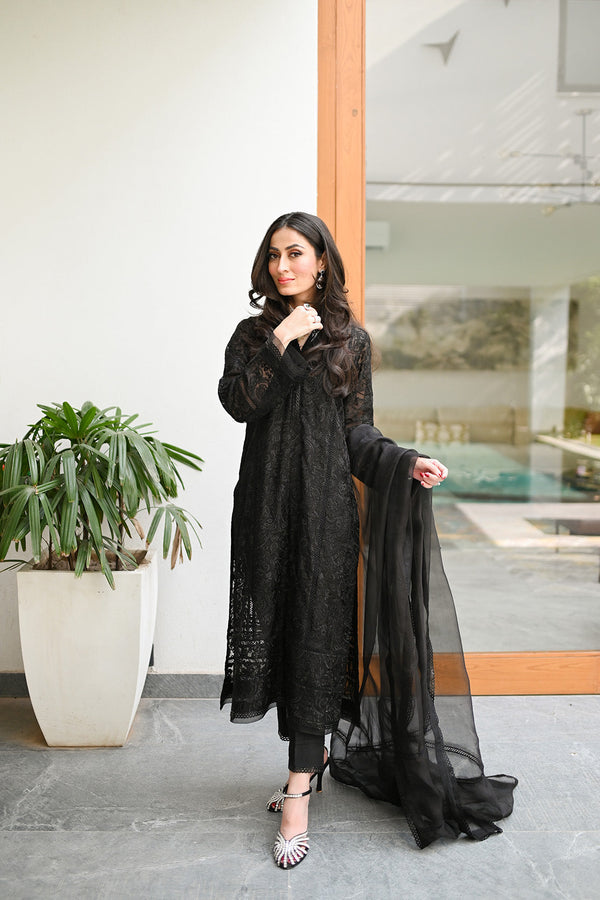 Leon | Leon Luxe Collection | NIGAR - Hoorain Designer Wear - Pakistani Ladies Branded Stitched Clothes in United Kingdom, United states, CA and Australia