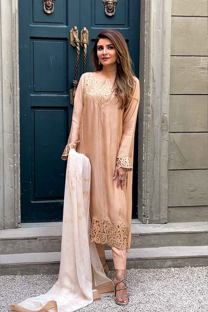 Leon | Leon Luxe Collection | NAMIA - Hoorain Designer Wear - Pakistani Ladies Branded Stitched Clothes in United Kingdom, United states, CA and Australia