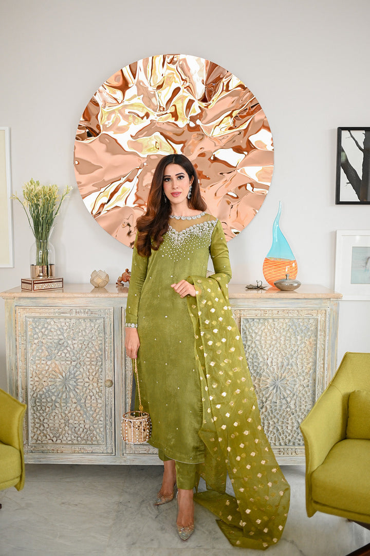 Leon | Leon Luxe Collection | HAZEL - Hoorain Designer Wear - Pakistani Ladies Branded Stitched Clothes in United Kingdom, United states, CA and Australia