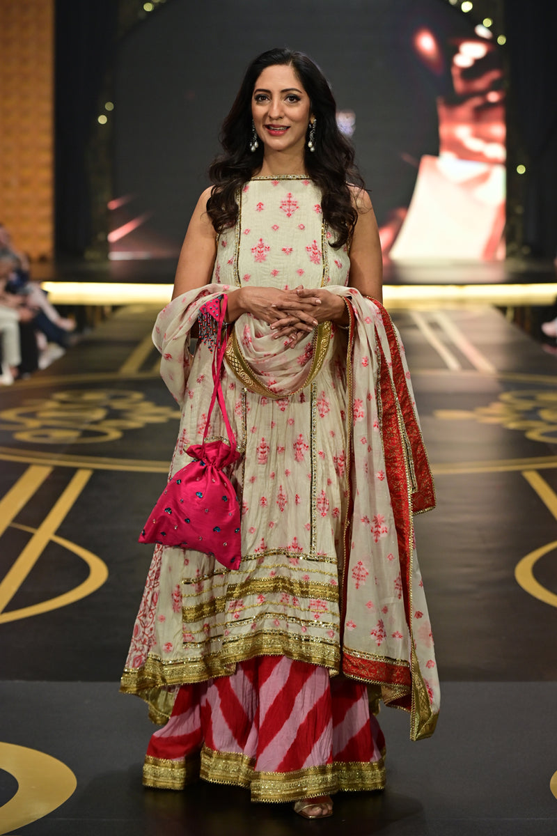 The Pink Tree Company | Weaves and Blocks |  Pankhari Gulaab Ki