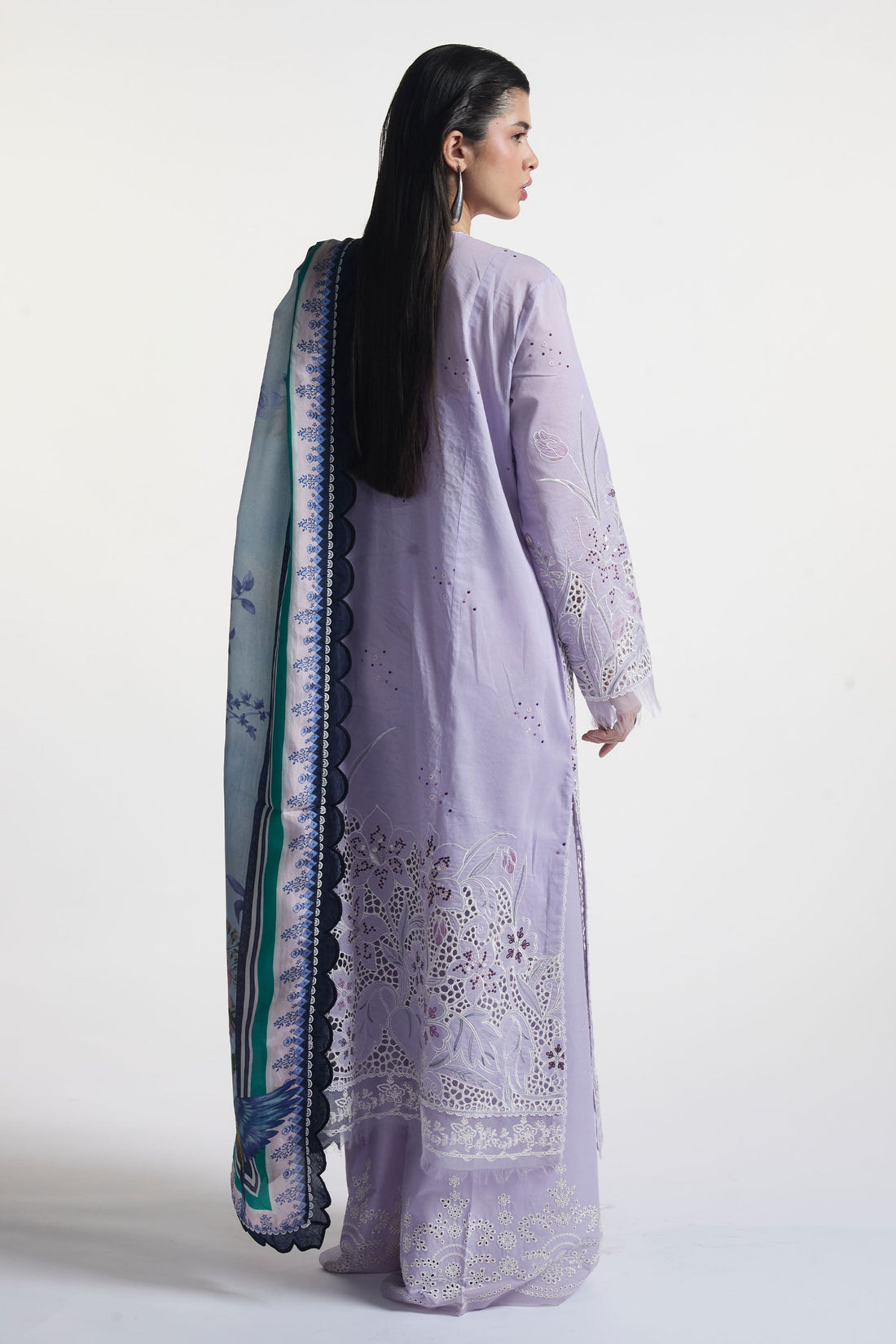 Zara Shahjahan | Satori 25 | Umi-3B