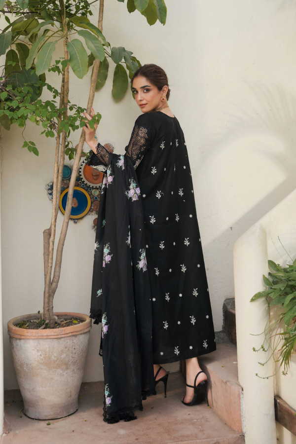 Manara | Luxury Lawn 24 | PEARL - Pakistani Clothes for women, in United Kingdom and United States