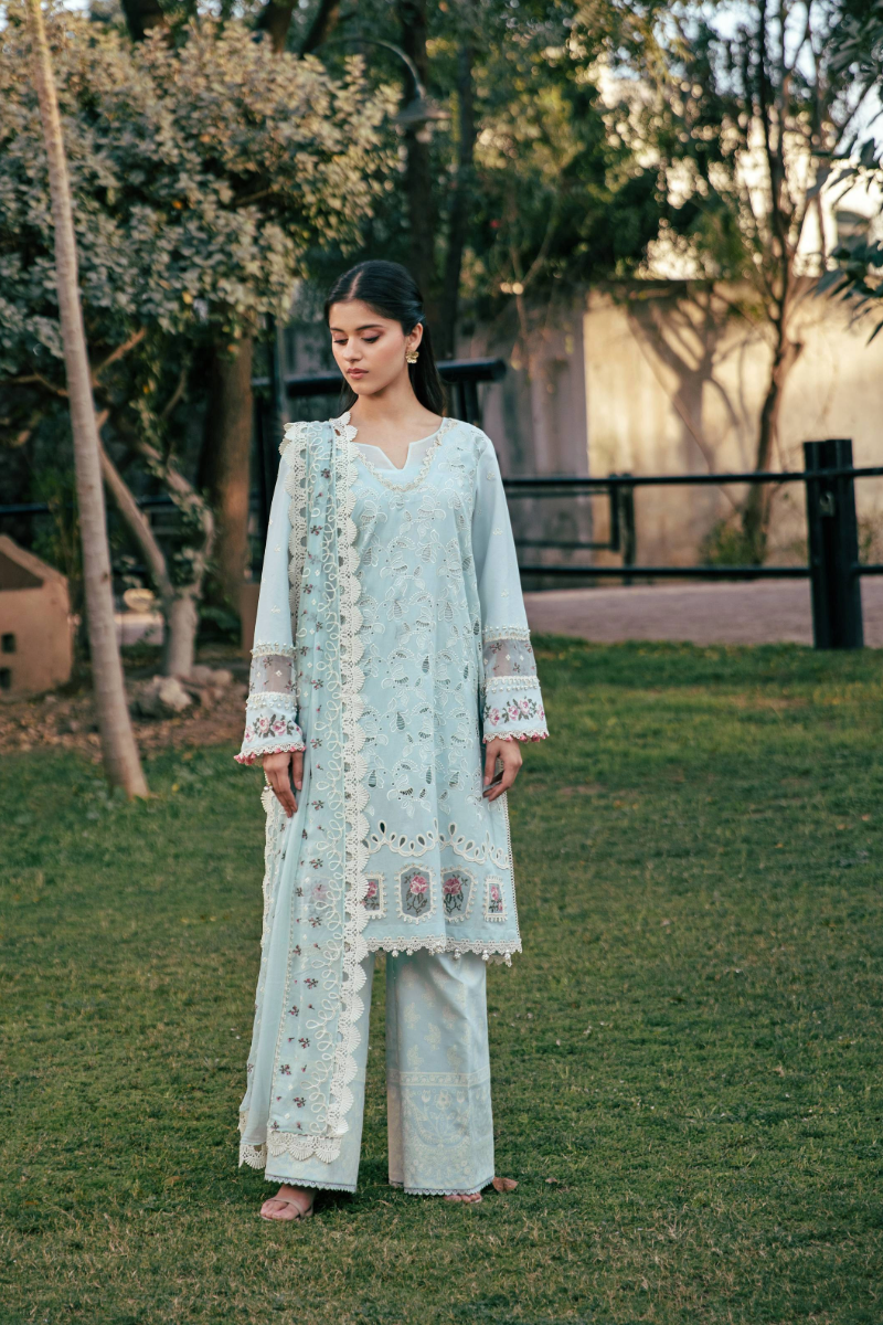 Manara | Vintage Flora 25 | SERENA