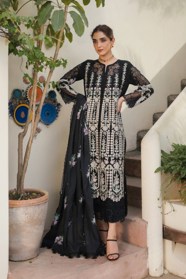 Manara | Luxury Lawn 24 | PEARL - Hoorain Designer Wear - Pakistani Designer Clothes for women, in United Kingdom, United states, CA and Australia