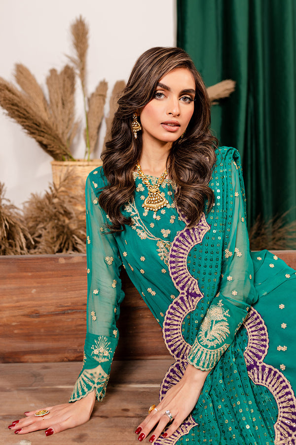 Vanya | Ethnic Muse 24 | EM-24 - Hoorain Designer Wear - Pakistani Ladies Branded Stitched Clothes in United Kingdom, United states, CA and Australia