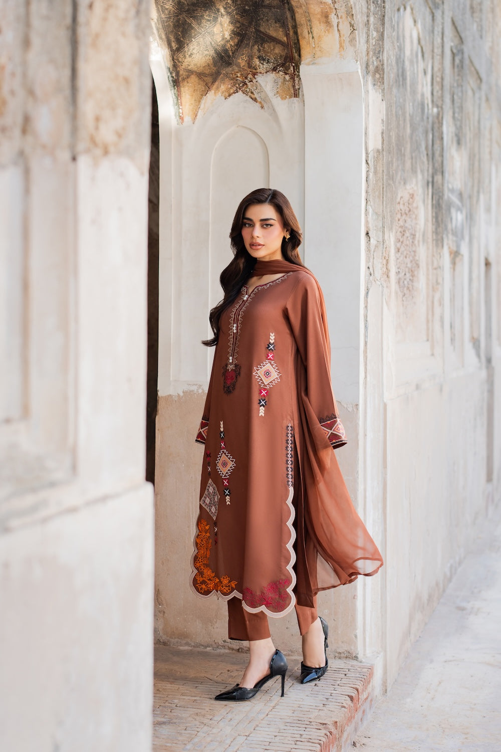 Vintage | Jehaan Luxury Edit | Eshaal