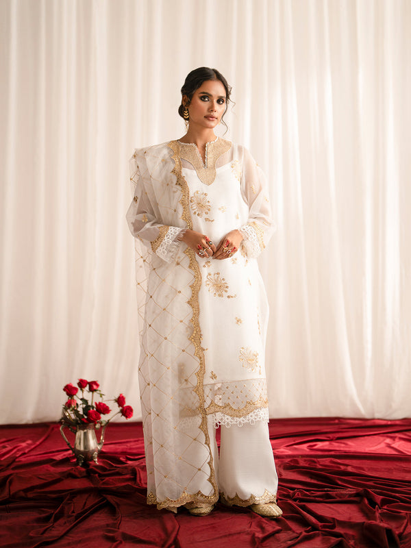 Fozia Khalid | Eid Edit 24 | Elvana - Hoorain Designer Wear - Pakistani Ladies Branded Stitched Clothes in United Kingdom, United states, CA and Australia