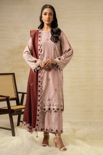 Zeen | Winter 25 | WUM35862
