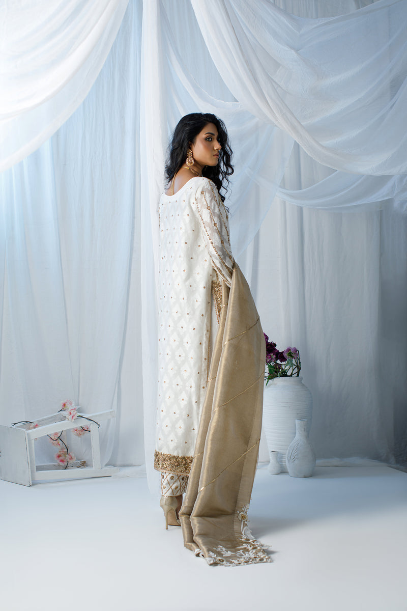 Wahaj M Khan | Zohra Drop 2 Formals | White & Gold Zohra Outfit