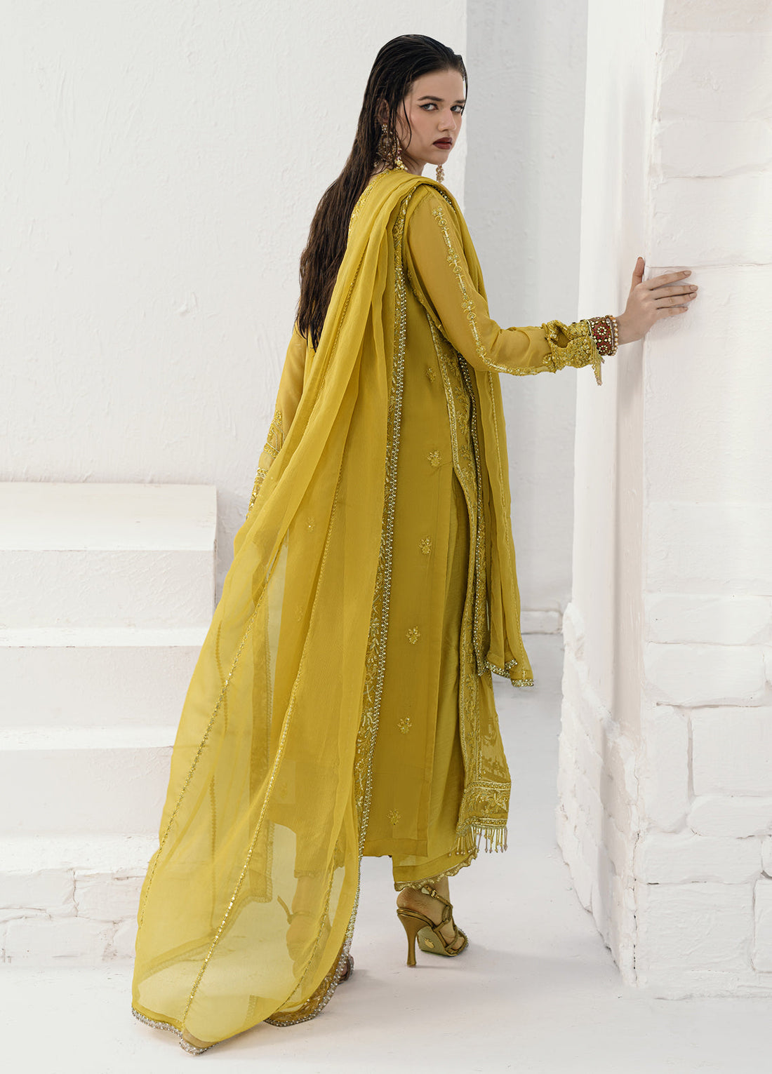 Sahane | Savoir Luxury Formals | CT-140005 Girasol - Savoir