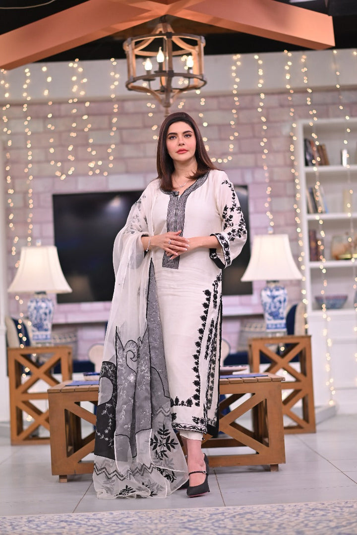 Mona Imran | Hot Sellers Formals | NOOR E NAZAR - Pakistani Clothes for women, in United Kingdom and United States