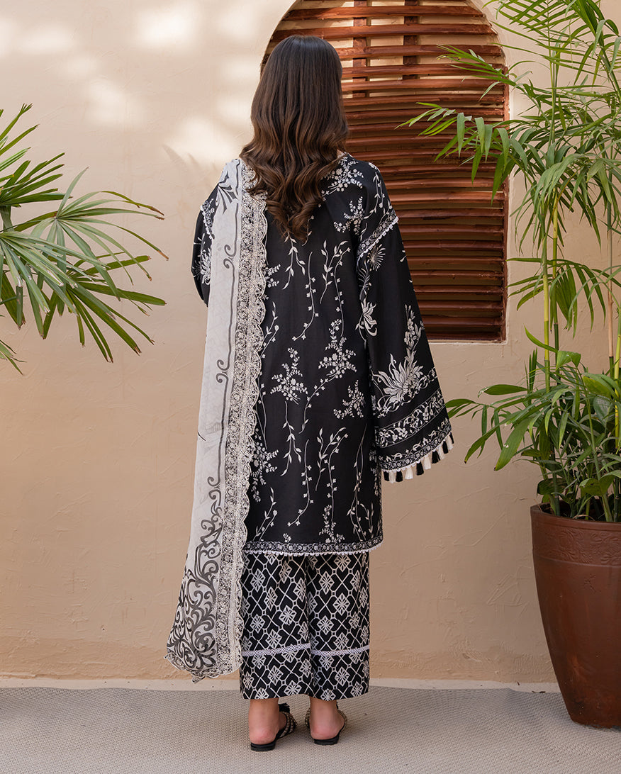 Roheenaz | Summer in Bloom | Wildflower