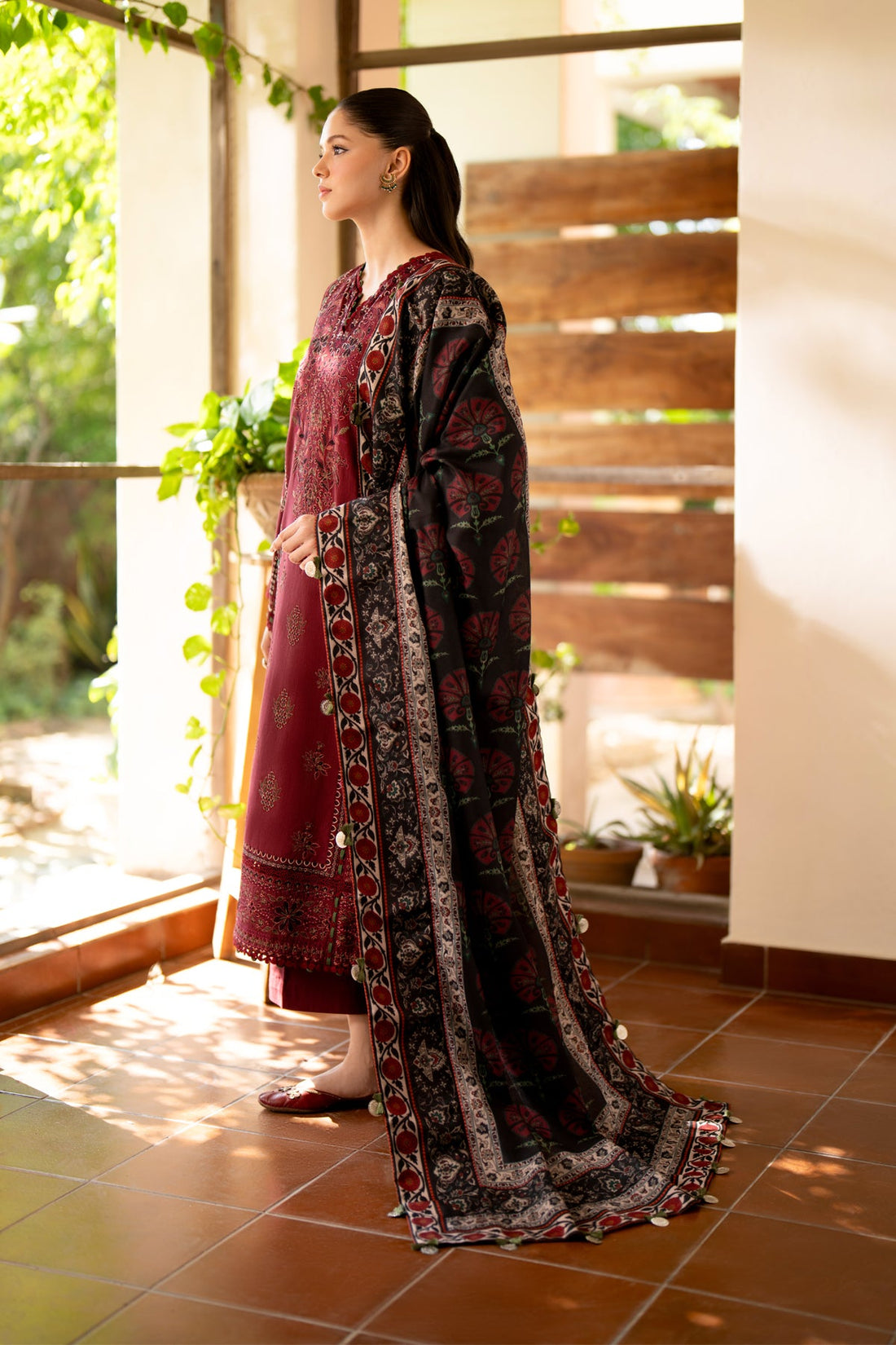 Xenia Formals | Dhoop Kinaray Winter Shawl 24 | SANDHURI