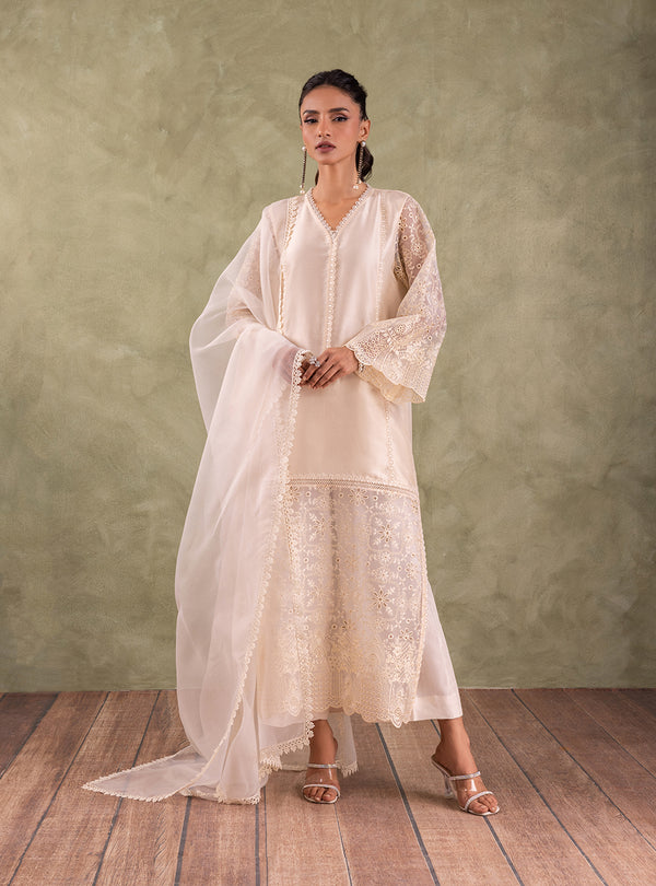 Zainab Chottani | Eid Edit | HAREEM - Hoorain Designer Wear - Pakistani Ladies Branded Stitched Clothes in United Kingdom, United states, CA and Australia