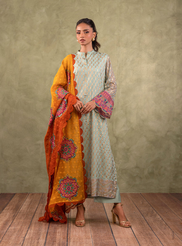 Zainab Chottani | Eid Edit | REYNA - Hoorain Designer Wear - Pakistani Ladies Branded Stitched Clothes in United Kingdom, United states, CA and Australia