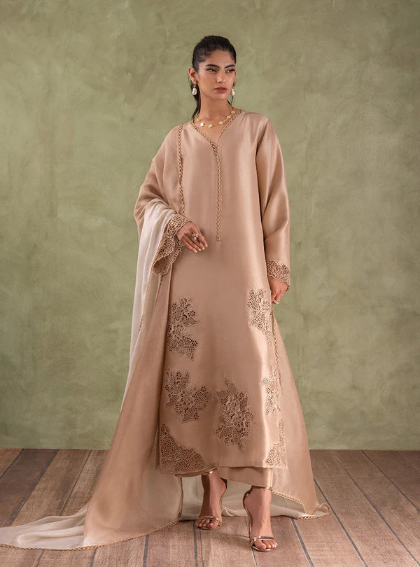 Zainab Chottani | Eid Edit 24 | Coral Champagne - Hoorain Designer Wear - Pakistani Ladies Branded Stitched Clothes in United Kingdom, United states, CA and Australia