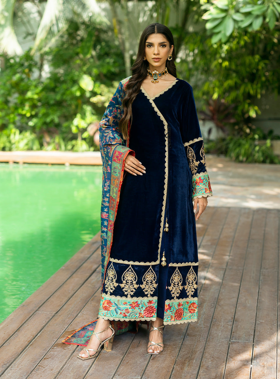 Zainab Chottani | Makhmal Luxe Pret | Farrin