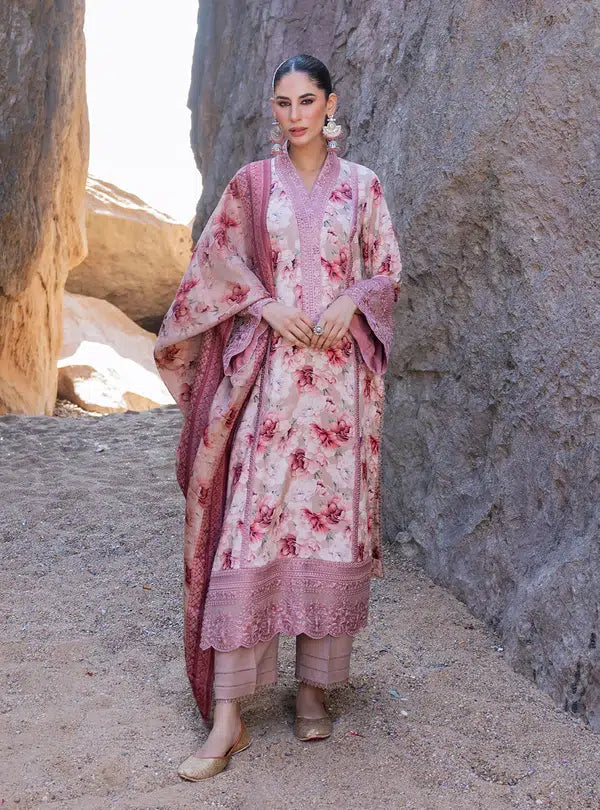 Zainab Chottani | Winter Shawls | Shyra - Hoorain Designer Wear - Pakistani Ladies Branded Stitched Clothes in United Kingdom, United states, CA and Australia