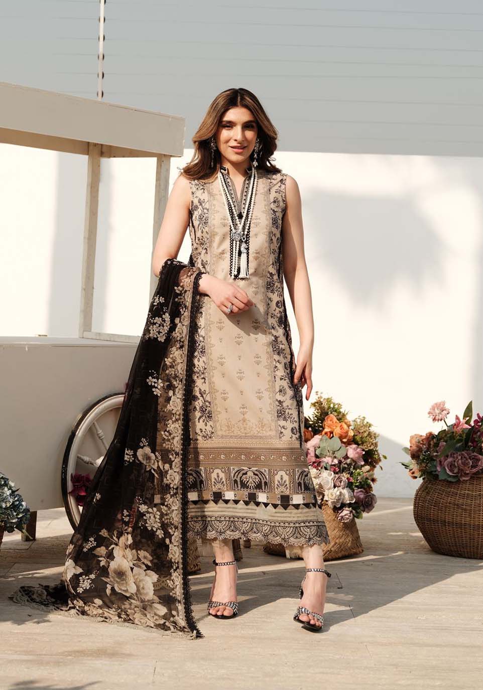 Zarqash | Luxe Lawn 24 | ZQ 1 - Pakistani Clothes for women, in United Kingdom and United States