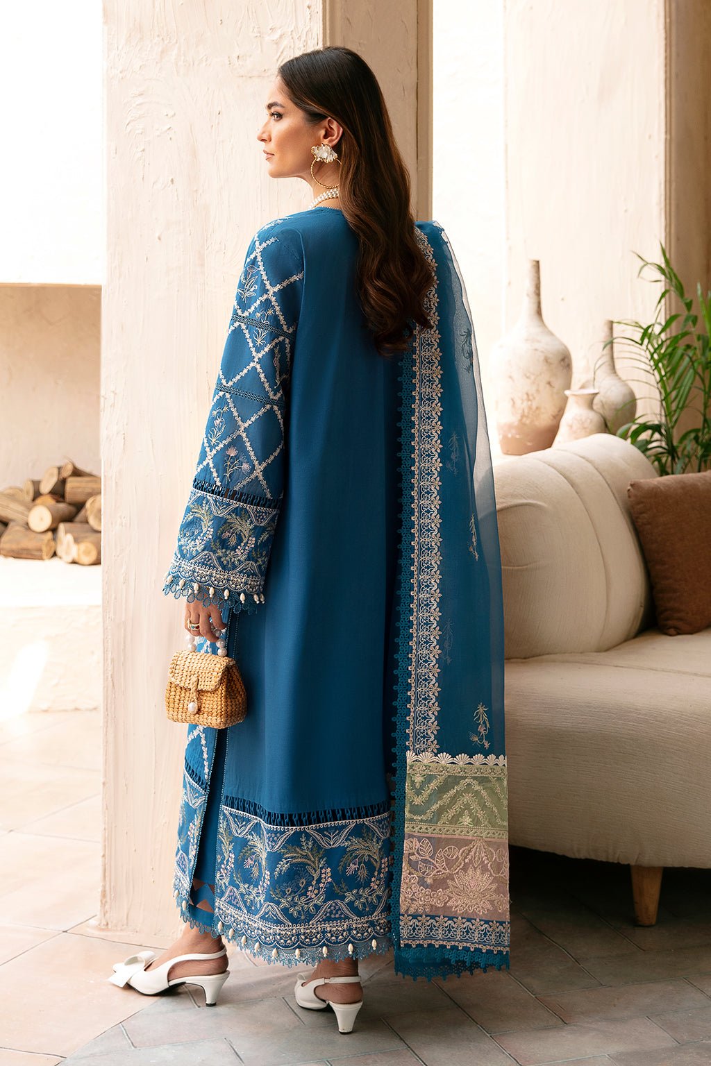 Afrozeh | Cascade Luxury Lawn 24 | Amelia - Pakistani Clothes - Hoorain Designer Wear