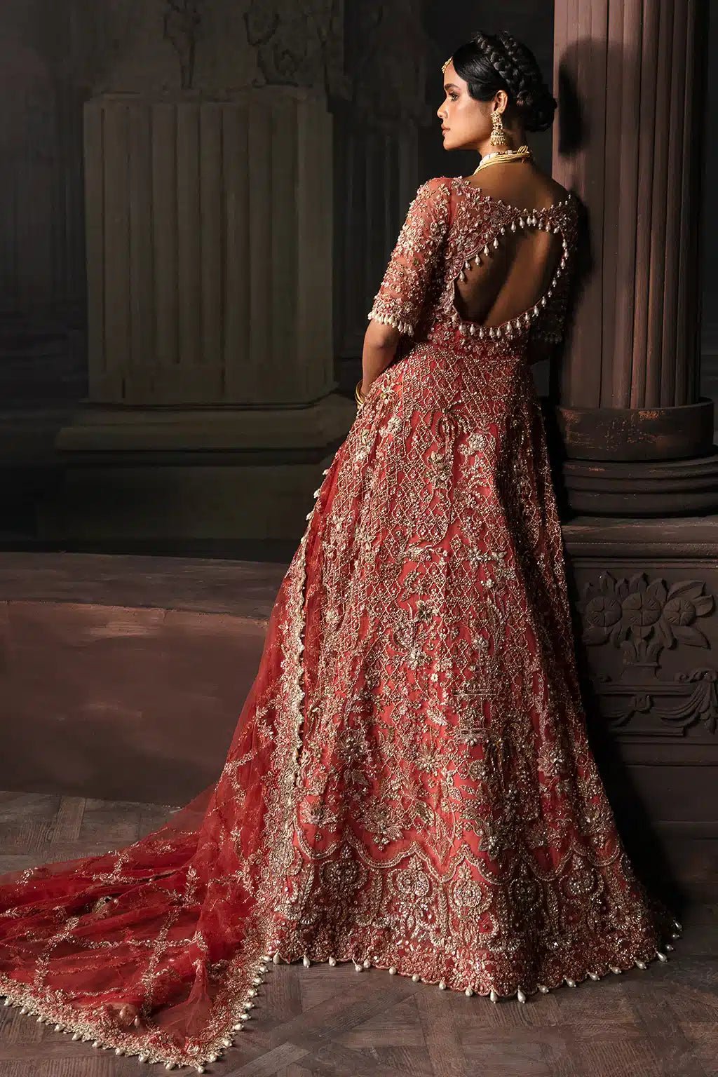 Afrozeh | The Brides Edit 23 | Lavinia - Pakistani Clothes - Hoorain Designer Wear