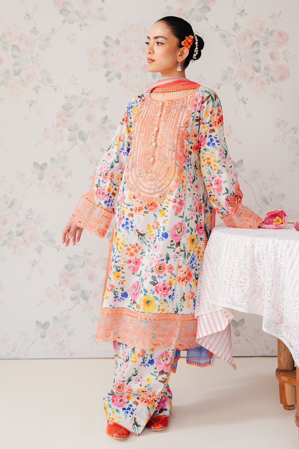 Afrozeh | The Floral Charm | Sundance - Pakistani Clothes - Hoorain Designer Wear