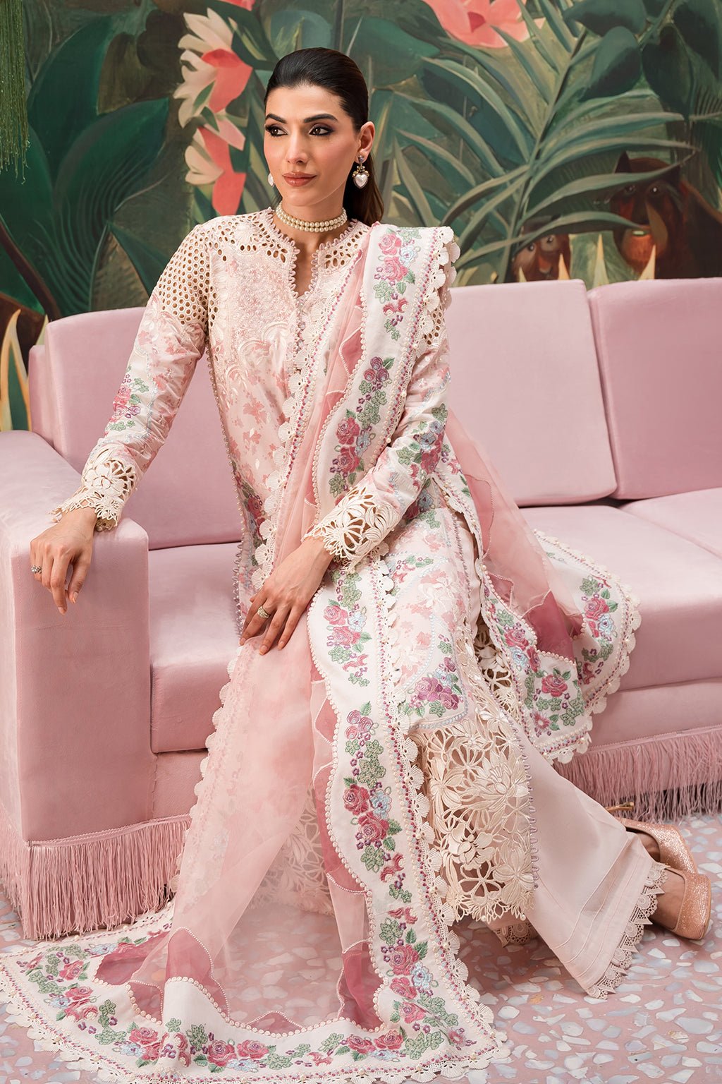 Afrozeh | The Pinted Grden Lawn 24 | Daisy Dream - Pakistani Clothes - Hoorain Designer Wear