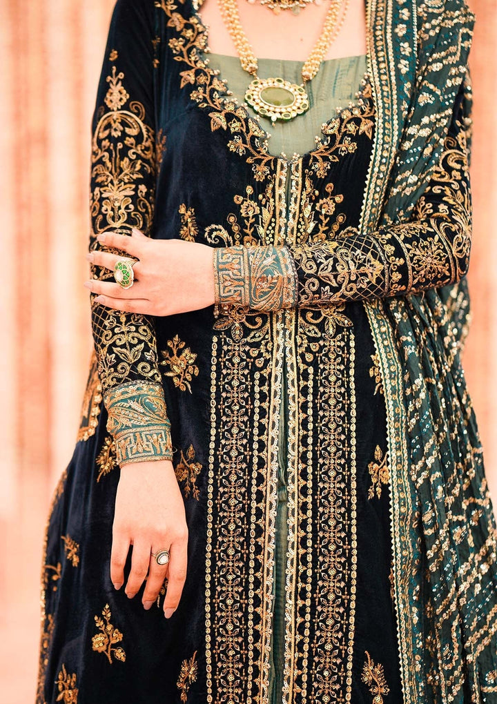 Aik Atelier | Zardozi Velvet 23 | 01 - Pakistani Clothes - Hoorain Designer Wear