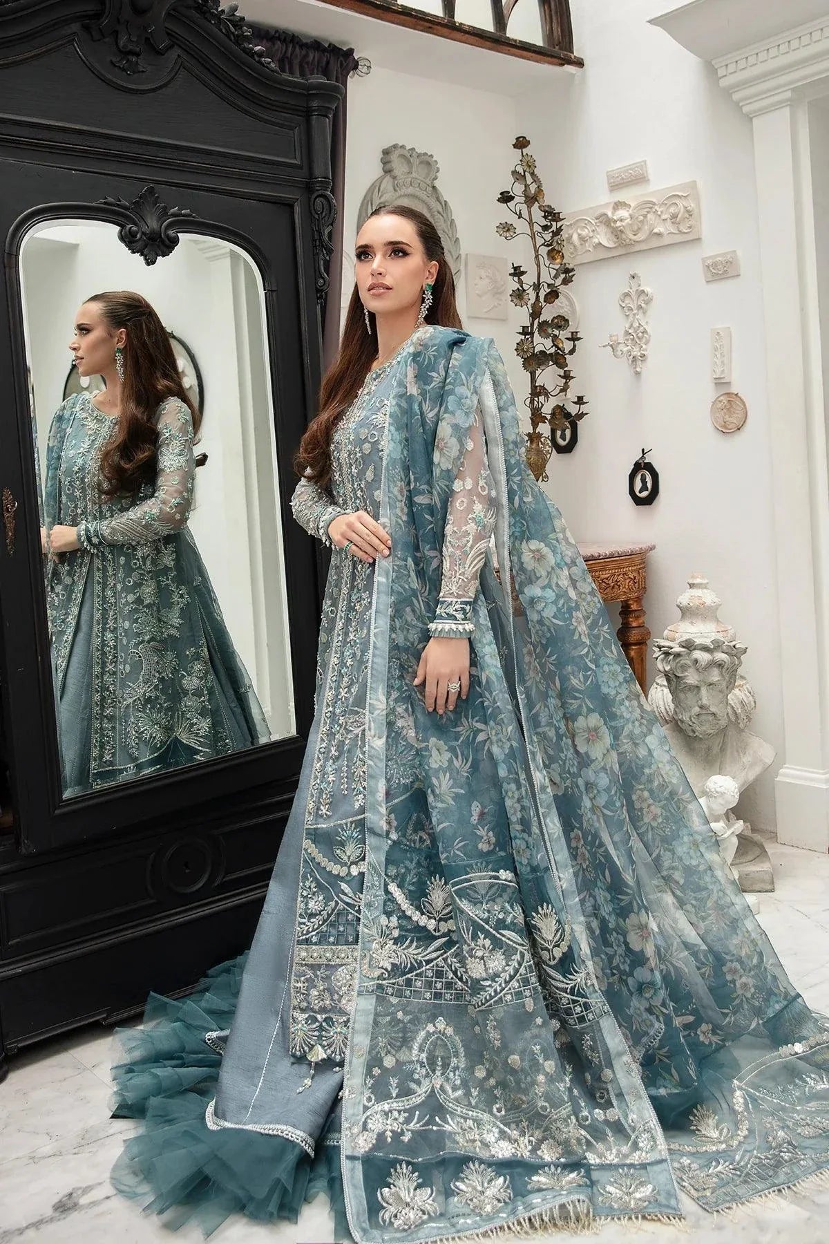 AJR Couture | Alif Luxury Wedding Formals 23 | Ambrosia - Pakistani Clothes - Hoorain Designer Wear