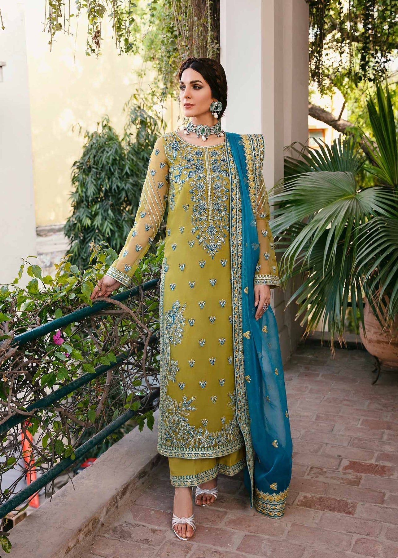 Akbar Aslam | Wedding Formals | DAVINA - Pakistani Clothes - Hoorain Designer Wear