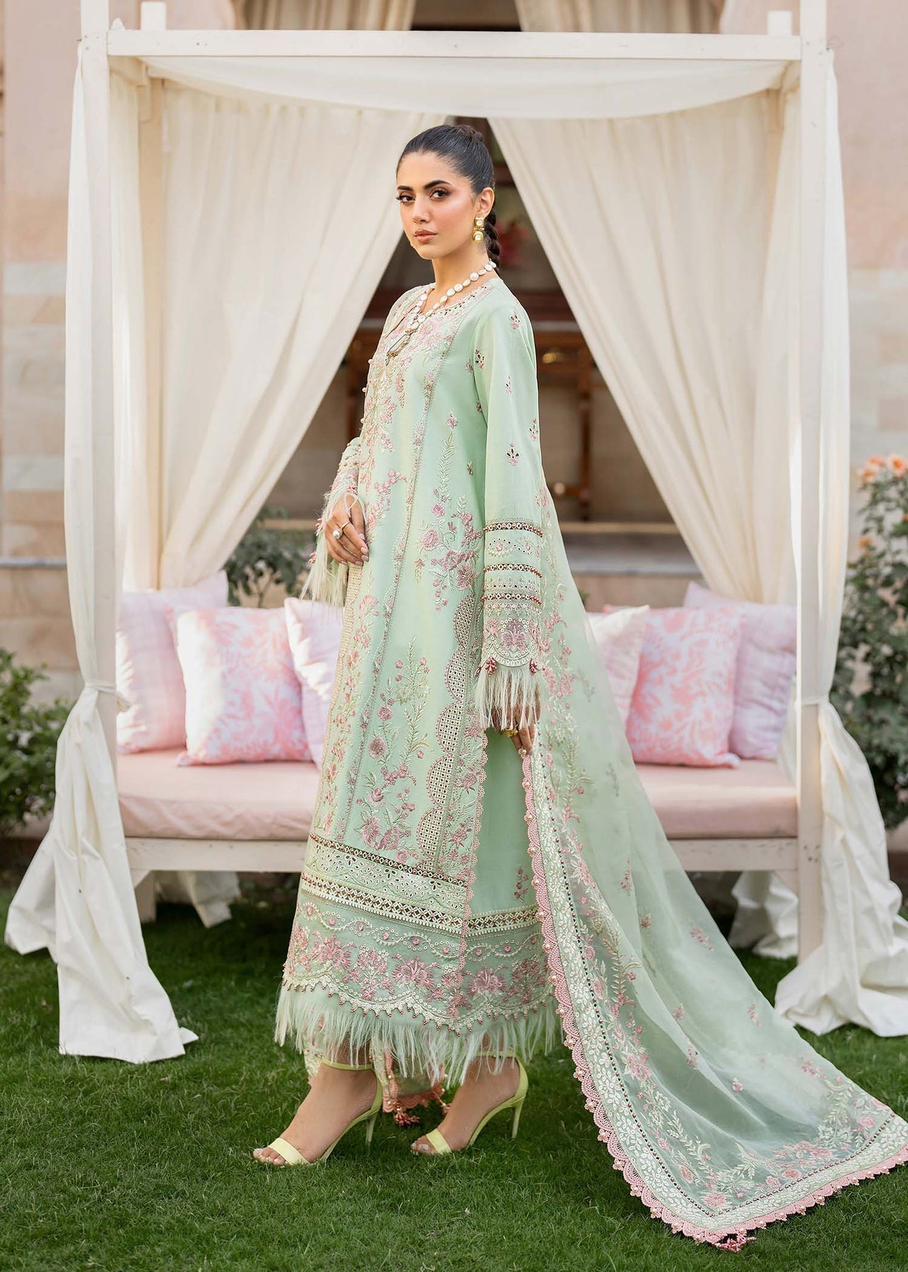 Akbaraslam | Hayat Luxury Lawn 24 | BASIL - Pakistani Clothes - Hoorain Designer Wear