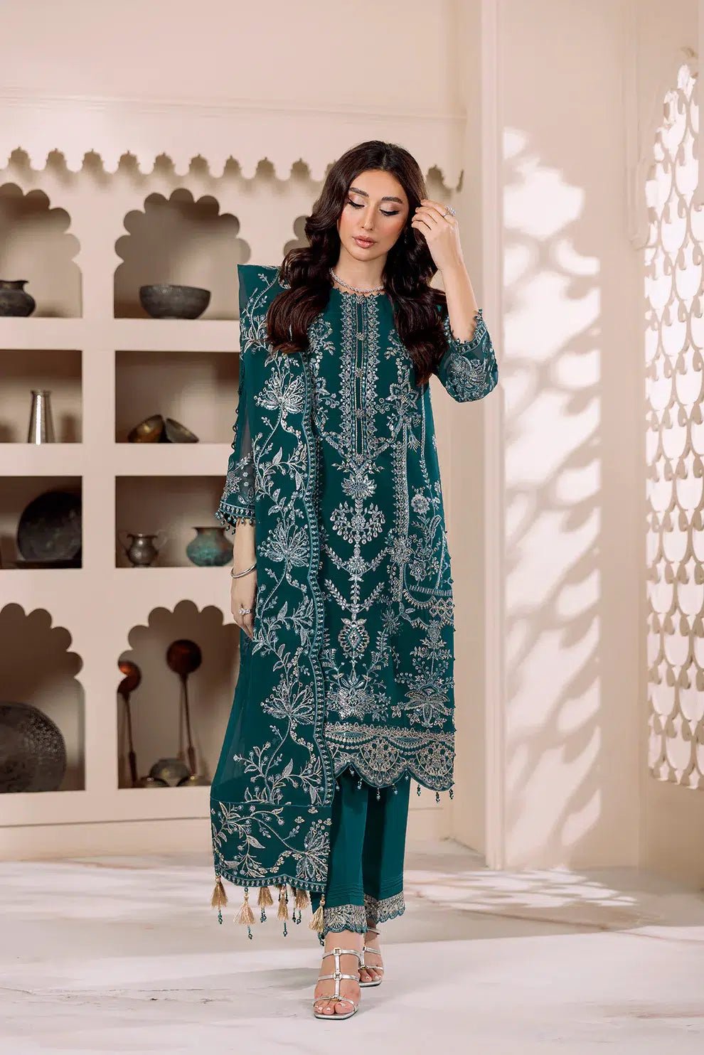 Alizeh | Dua Formals 23 | DUA - V01D02B - LYRA ( ZINC ) - Pakistani Clothes - Hoorain Designer Wear